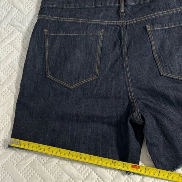 Old Navy BNWOT The Flirt Plus Size 16 Dark Wash Denim Jean Shorts 100% Cotton - Picture 5 of 12